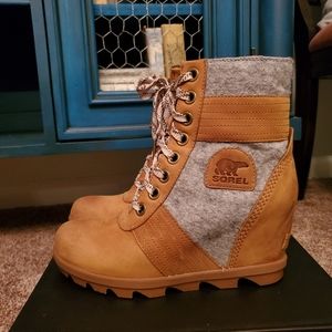 Lexie Wedge Boot
